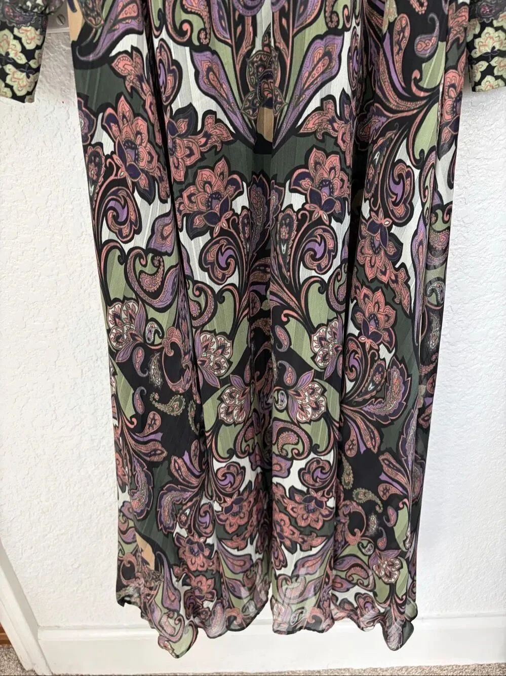Elie Tahari The Raquel Tie-Neck Paisley-Print Midi Dress Green Multi Size 6 - Picture 8 of 12
